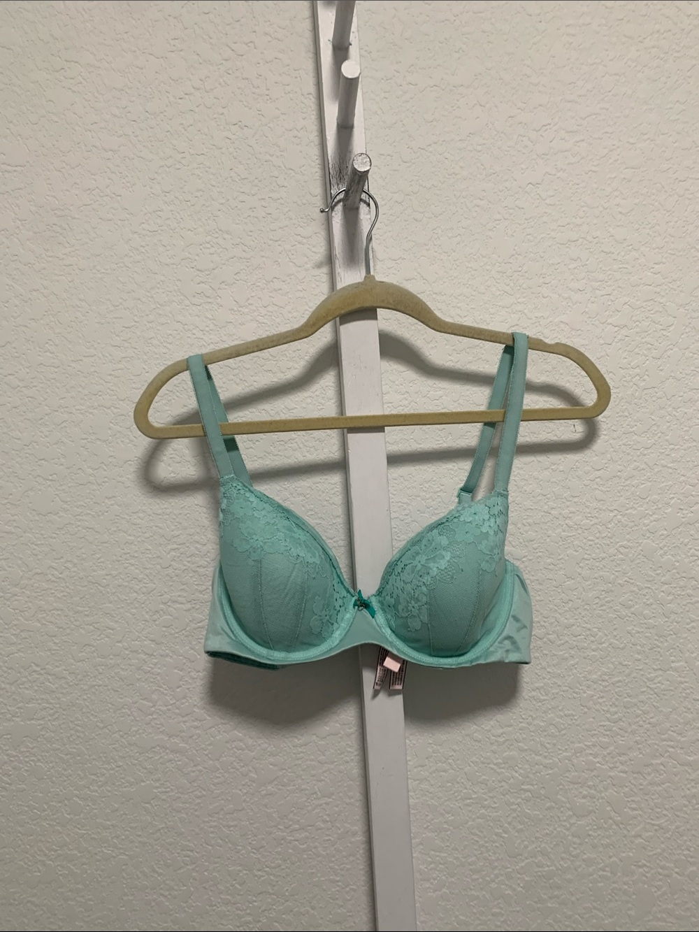 Victoria’s Secret Lined Demi Light Aqua Lace Bra